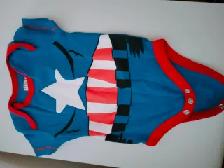 Lote 5 Bodys Bebé Superhéroes