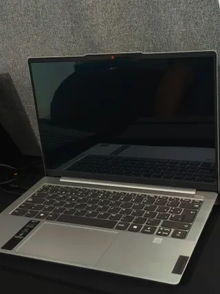 Lenovo Ideapad Slim 5 Gen 9 Snapdragon X Plus