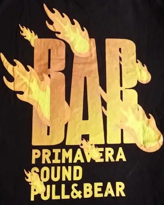 Camiseta Pull&Bear BAR Primavera Sound.