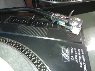 Platos DJ Acustic Control 1600D