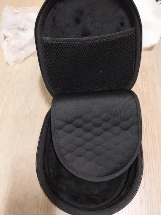 Funda para auriculares negra