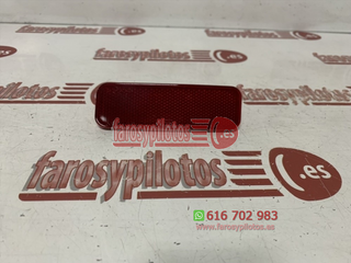 Reflector trasero derecho de paragolpes Ford Tran