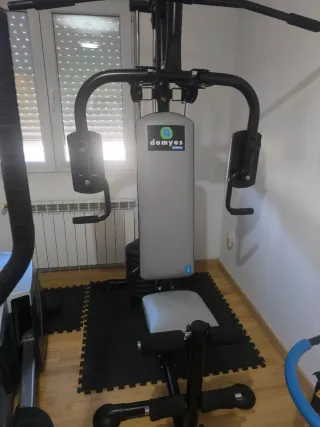 Elíptica y banco de pesas Domyos