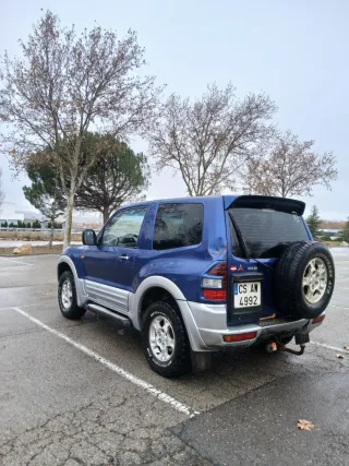 Mitsubishi Montero 2000