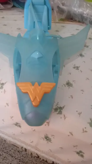 Avión Wonder Woman