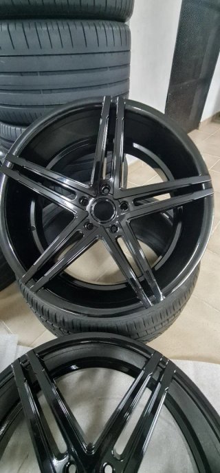 PORSCHE CÓNCAVAS 22" + OPCIONES NEUMÁTICOS