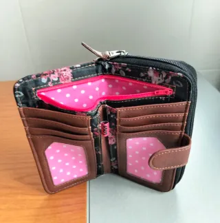 Cartera Billetera Mujer Flores y lunares.