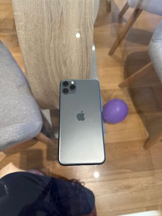 iPhone 11 Pro Max verde notte