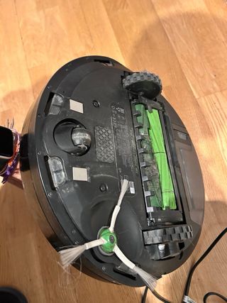 Aspiradora Roomba con base de carga