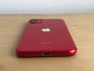iPhone 11 Rojo 64GB