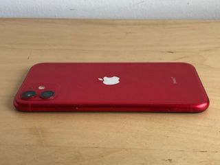 iPhone 11 Rojo 64GB