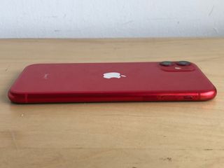 iPhone 11 Rojo 64GB
