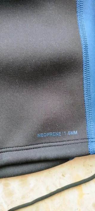 Camiseta neopreno OLAIAN manga corta