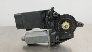 MOTOR ELEVALUNAS DELANTERO IZQUIERDO VOLKSWAGEN P
