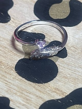 Anillo ajustable pluma circonita rosa plata