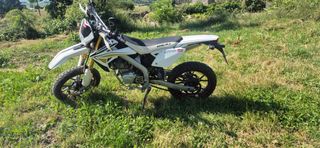 Moto Rieju Marathon 125 Pro