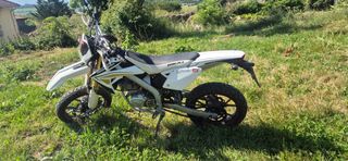 Moto Rieju Marathon 125 Pro