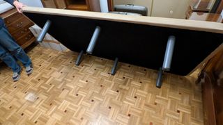 Base tapizada nueva, 110 x 190 cm