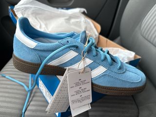 Adidas Spezial Azul y Blanco