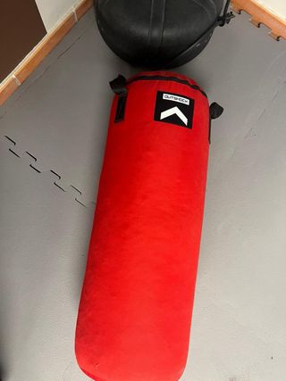Saco de boxeo rojo