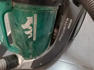 Aspiradora Rowenta Verde y Negra