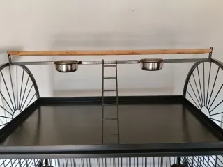 Jaula para loros Caesar negra