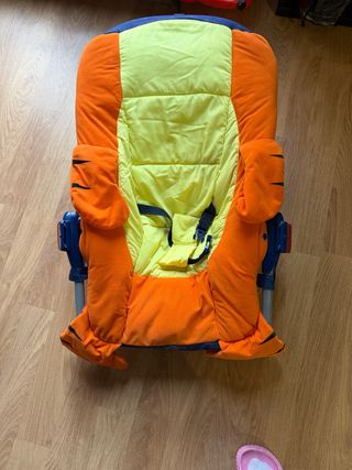 Silla mecedora para bebé