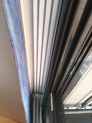 Binario per tende in alluminio bianco 240 x 10,5 x 1