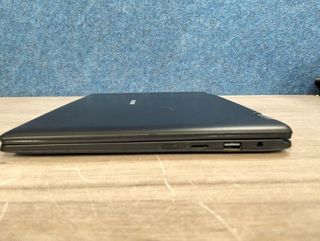 Portatile touch MEDION AKOYA E2221T 11,6" 4/64GB