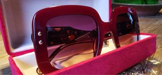 Gafas de sol Carolina Herrera rojas