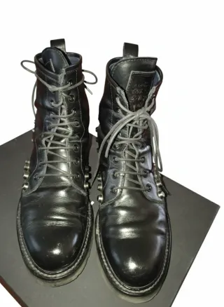 Anfibi donna John Richmond con borchie neri