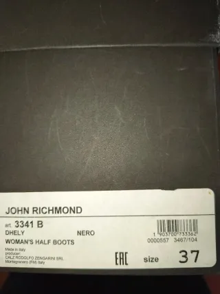 Anfibi donna John Richmond con borchie neri