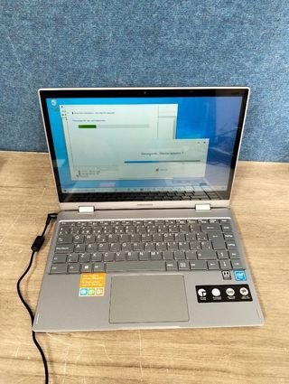 Portátil MEDION Akoya E4271 Convertible 14 4/64GB