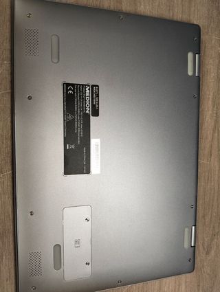 Portátil MEDION Akoya E4271 Convertible 14 4/64GB