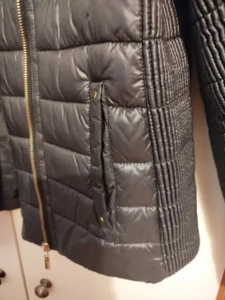 Chaqueta acolchada negra talla 42