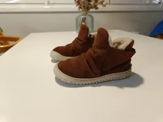 Botín Chelva Rocker Zapato feroz 26