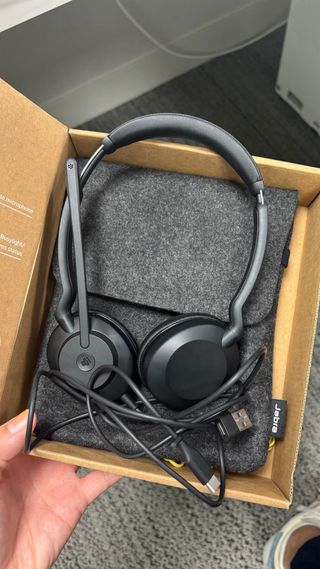 Auriculares Jabra Evolve2 30 SE
