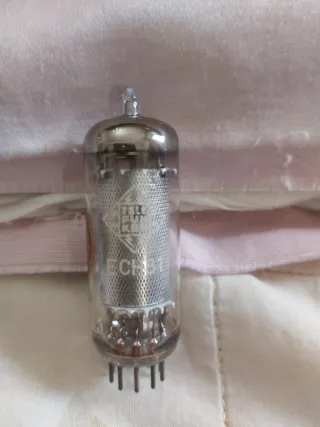 Valvola ECH81 Telefunken testata con provavalvole