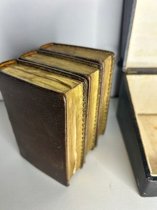 Libri antichi in cofanetto