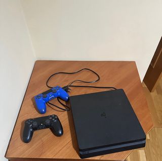 PS4 Pro Slim 1TB Sony Negra. 2 mandos