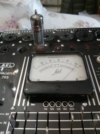 Valvola Telefunken EL84 testata con provavalvole