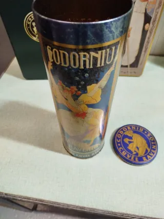 Lote 6 Cajas Codorniu Vintage