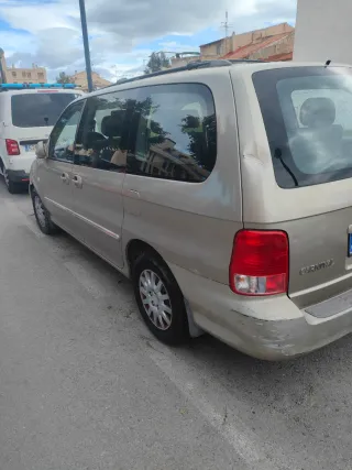 KIA Carnival 2002