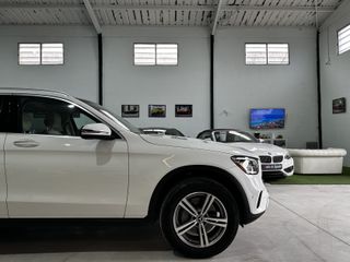Mercedes-Benz GLC SUV 300 2022