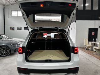 Mercedes-Benz GLC SUV 300 2022