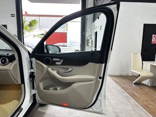 Mercedes-Benz GLC SUV 300 2022