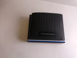 Portafoglio uomo Tommy Hilfiger nero