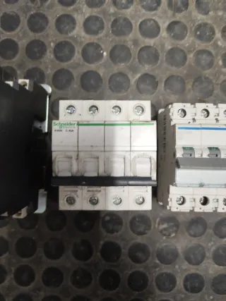 Pack Magnetotérmicos y Contactores Trifásicos