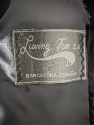 Chaqueta de piel negra