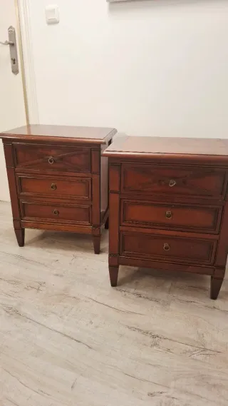 Mesitas de noche de madera